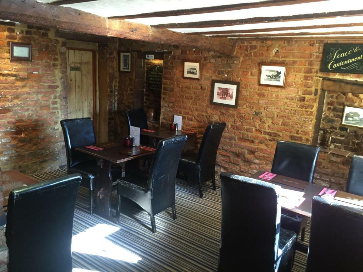The St Crispin Inn Worth  Exterior photo